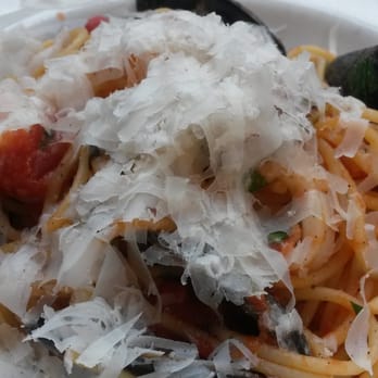 Trattoria Mercatto - Spaghetti di mare - Italian Near Me - Toronto, Ontario Trattoria Mercatto - Spaghetti di mare - Italian Near Me - Toronto, Ontario