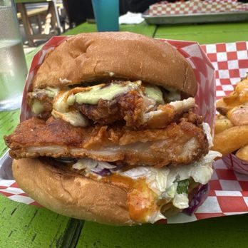 Sideshow Kitchen - Hi Hyphy Fried Chicken Sandwich - Burgers Near Me - Oakland, California
