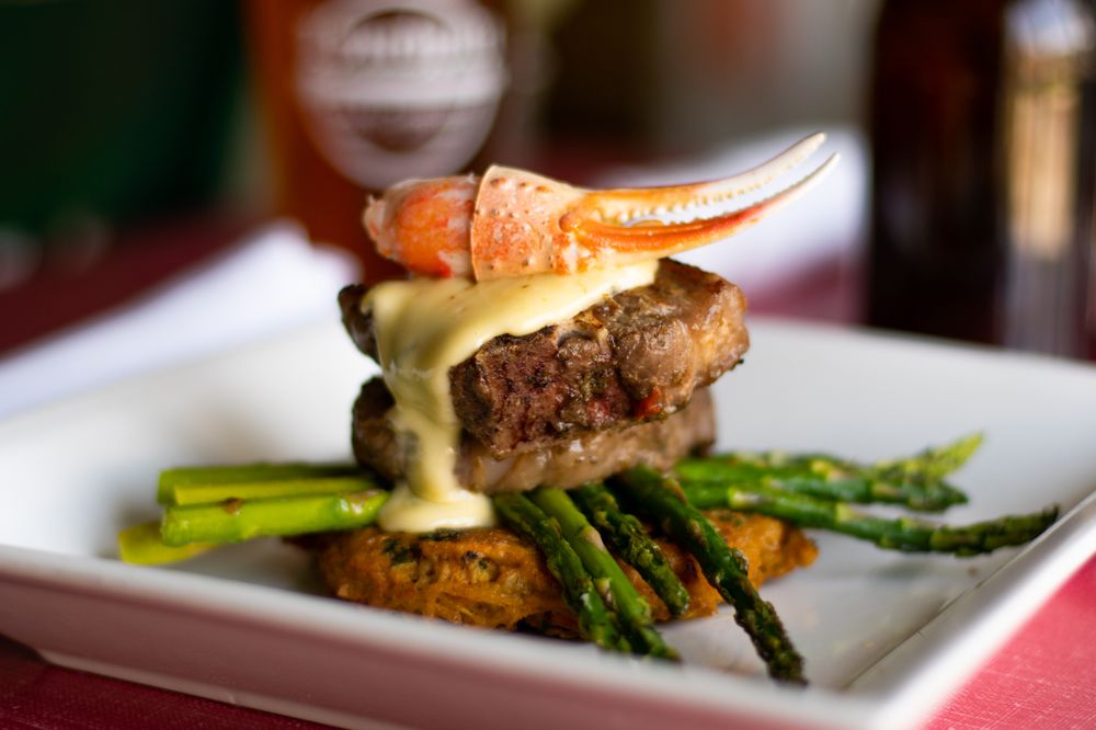 THE LAUNDRY 700 Photos & 698 Reviews 125 W Shiawassee Ave, Fenton