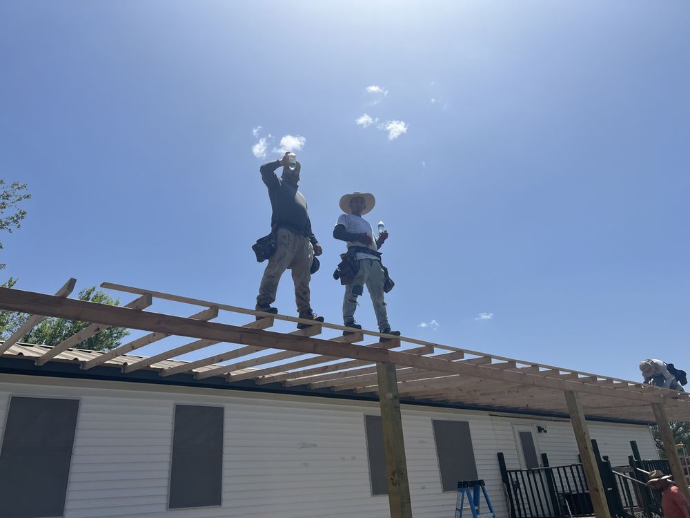 Slide of Harbor Roofing