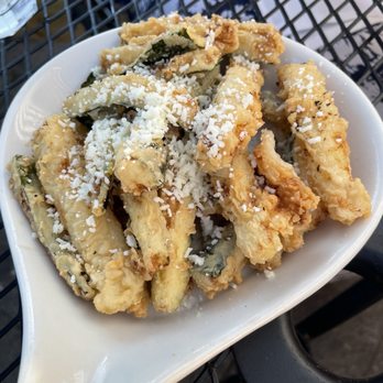 Guerriero's - Fried zucchini app $13 - Italian Near Me - Morristown, New Jersey