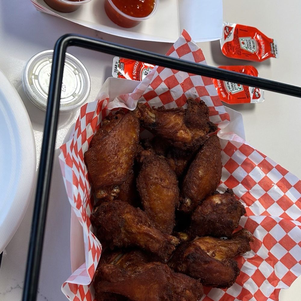Smash And Slice - Baked & Fried Wings - Pizza Near Me - Las Vegas, Nevada Smash And Slice - Baked & Fried Wings - Pizza Near Me - Las Vegas, Nevada