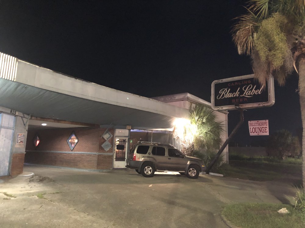 OGLETHORPE LOUNGE Updated October 2024 825 W Oglethorpe Blvd, Albany, Nightlife