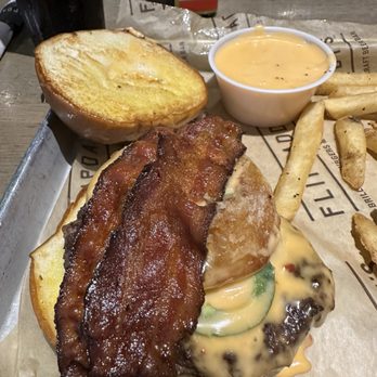 Flipdaddy’s - Hey Batter, Batter Burger - Burgers Near Me - Scottsburg, Indiana