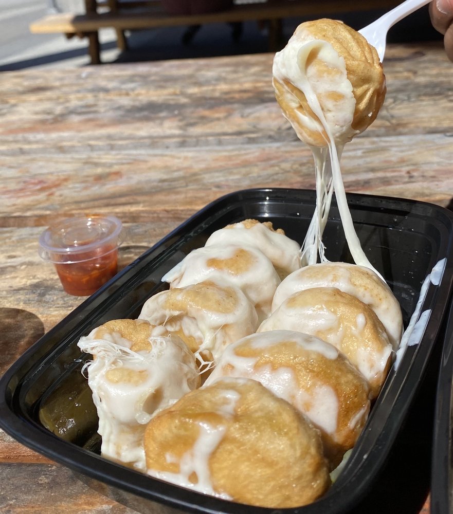 Food from MoMo House