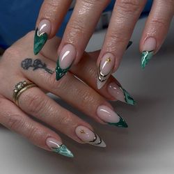 Model Nails and Spa
