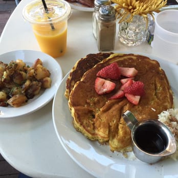 Vovomeena - I don't often eat pancakes, but this pancake was very good. The potatoes were good too. - Coffee & Tea Near Me - Phoenix, Arizona Vovomeena - I don't often eat pancakes, but this pancake was very good. The potatoes were good too. - Coffee & Tea Near Me - Phoenix, Arizona