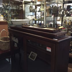 Heidelberg Road Vintage Bazaar