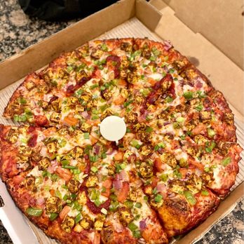 Cali Pizza - Paneer tikka pizza - Simply deliciousness!!! - Salad Near Me - San Jose, California Cali Pizza - Paneer tikka pizza - Simply deliciousness!!! - Salad Near Me - San Jose, California
