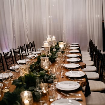 Wilkins Weddings - Head Table - Wedding Planning Near Me Wilkins Weddings - Head Table - Wedding Planning Near Me