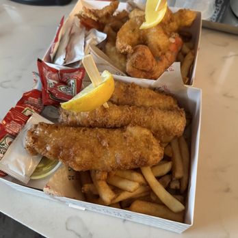 Gordon Ramsay Fish & Chip - Fish n chips - Seafood Near Me - Reno, Nevada