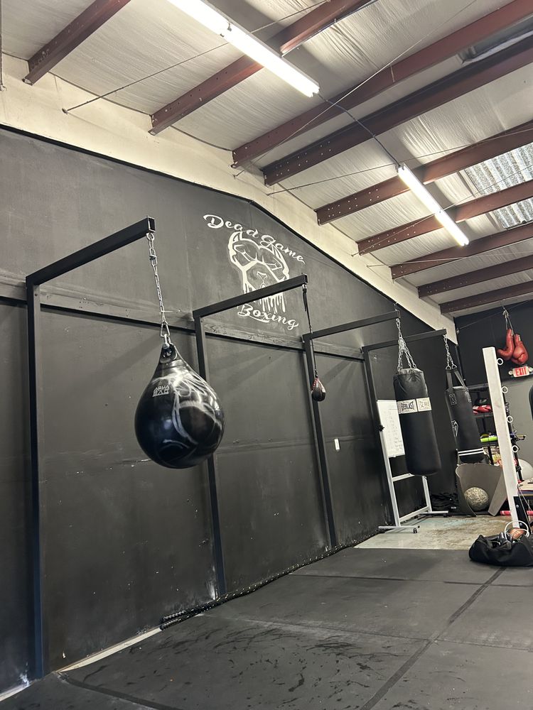 Don’t Rest Fitness Logo