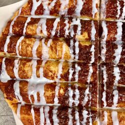 Breadeaux Pizza