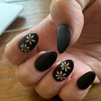 Crystal Nails - Nail Salons Near Me - Redding, California
