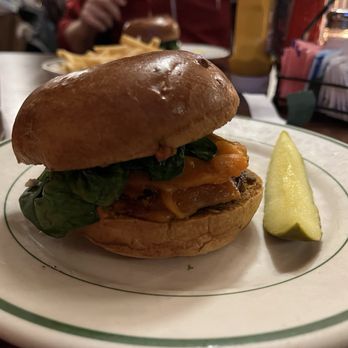 Hackney's On Lake - Portobello burger - Burgers Near Me - Glenview, Illinois