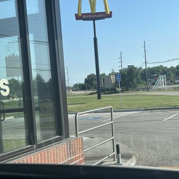 McDonald's - Burgers Near Me - Gothenburg, Nebraska
