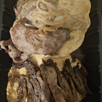 Los Trompos Taqueria - Ribeye and picanha taco - Tacos Near Me - Long Beach, California