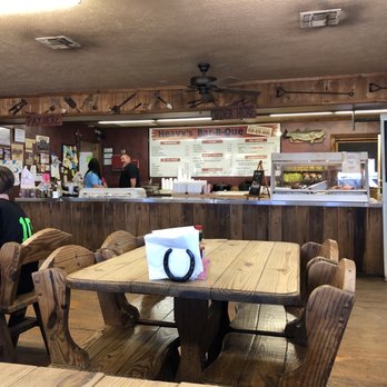 Heavy's Barbeque - Interior! - Barbeque Near Me - Hondo, Texas