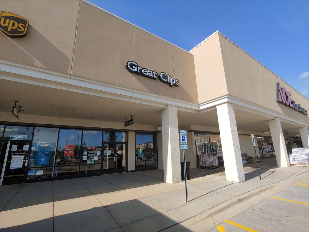 GREAT CLIPS Updated August 2024 18 Photos & 17 Reviews 1212 S