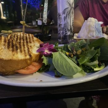 Island Vintage Coffee - Chicken pesto sandwich - Coffee & Tea Near Me - Kapolei, Hawaii Island Vintage Coffee - Chicken pesto sandwich - Coffee & Tea Near Me - Kapolei, Hawaii