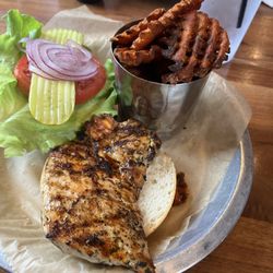 Rudy's Pub & Grill - Chicken sandwich and BASKET SWEET POTATO FRIES