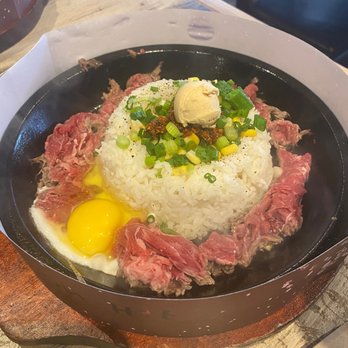 Sizzling Lunch - Garlic Beef Pepper Rice (spicy) w/ egg - Steakhouses Near Me - Mountain View, California