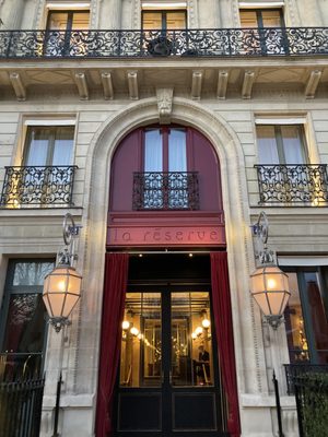 la reserve by null