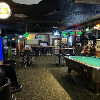 Ski Inn Sports Bar - Lounges Near Me - Enumclaw, Washington Ski Inn Sports Bar - Lounges Near Me - Enumclaw, Washington