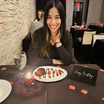 Kinzie Chophouse - Decadent Chocolate Cake - Steakhouses Near Me - Chicago, Illinois Kinzie Chophouse - Decadent Chocolate Cake - Steakhouses Near Me - Chicago, Illinois