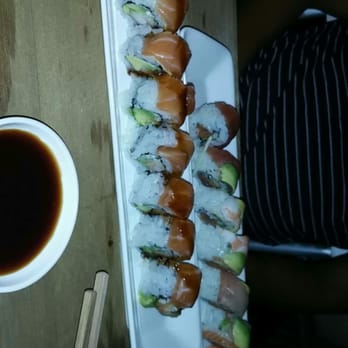 O-Ku - Mon roll and over the rainbow. Nothing special and not rlly fresh. Nothing can be added or made to order - Japanese Near Me - Atlanta, Georgia