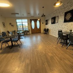 Aztex Coffee and Taproom - Overgaard - Darts and dining room