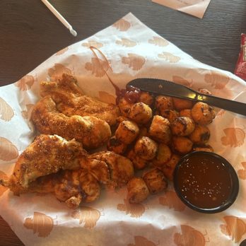 sneakybird - Chicken tenders w sweet potatoes - Chicken Wings Near Me - Surprise, Arizona sneakybird - Chicken tenders w sweet potatoes - Chicken Wings Near Me - Surprise, Arizona