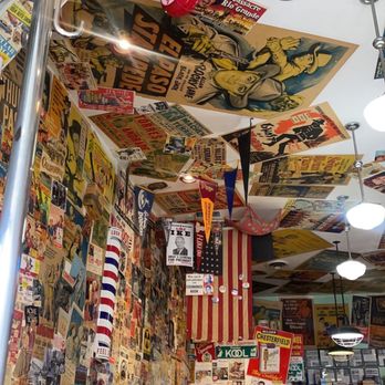 Cafe 50's - Decor - Diners Near Me - Los Angeles, California
