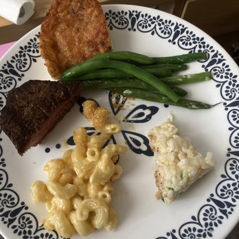 The Black Marlin - Filet, Mac and cheese, risotto and garlic cheese bread - Seafood Near Me - Tustin, California