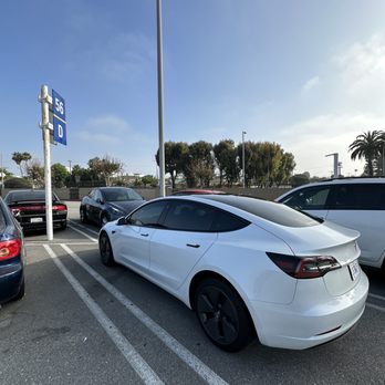 One Stop Tint - Ceramic 20% rear, 35% front side - Car Window Tinting Near Me - Buena Park, California One Stop Tint - Ceramic 20% rear, 35% front side - Car Window Tinting Near Me - Buena Park, California
