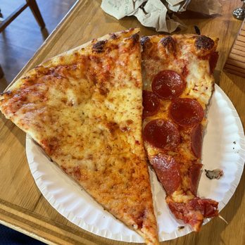 HOTLIPS Pizza - Hawthorne - Pizza Near Me - Portland, Oregon HOTLIPS Pizza - Hawthorne - Pizza Near Me - Portland, Oregon