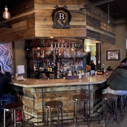 Brando's Speakeasy - Cocktails and Conversation