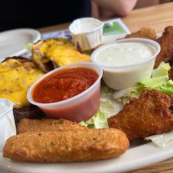 California Diner - Sampler Platter