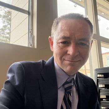 Max Pines Law - Taking a break at a coffee shop after court in Santa Fe - Criminal Defense Law Near Me - Albuquerque, New Mexico Max Pines Law - Taking a break at a coffee shop after court in Santa Fe - Criminal Defense Law Near Me - Albuquerque, New Mexico