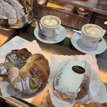 Pasticceria Linari - Pistachio cornetto, maritozzo and cappuccinos - Desserts Near Me - Rome, RM Pasticceria Linari - Pistachio cornetto, maritozzo and cappuccinos - Desserts Near Me - Rome, RM