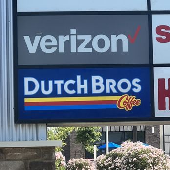 Dutch Bros Coffee - Juice Bars & Smoothies Near Me - Fresno, California