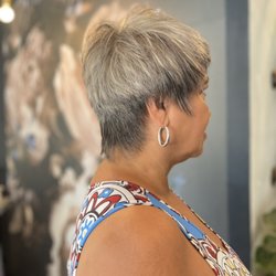 Michelle Taylor Salon - Short razor cut