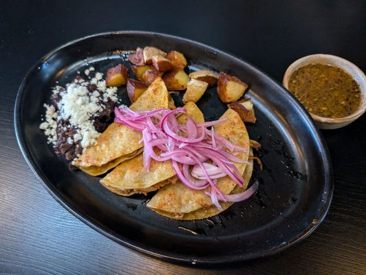 Carnal Cocina Artesanal by null
