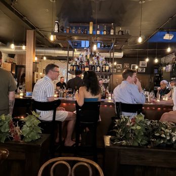 Bea - Interior - Cocktail Bars Near Me - New York, New York