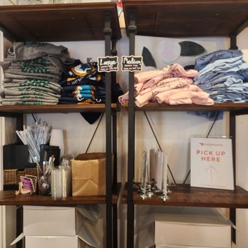 Cameo Cakery and Cafe - Merch - Bakeries Near Me - Richmond, Virginia