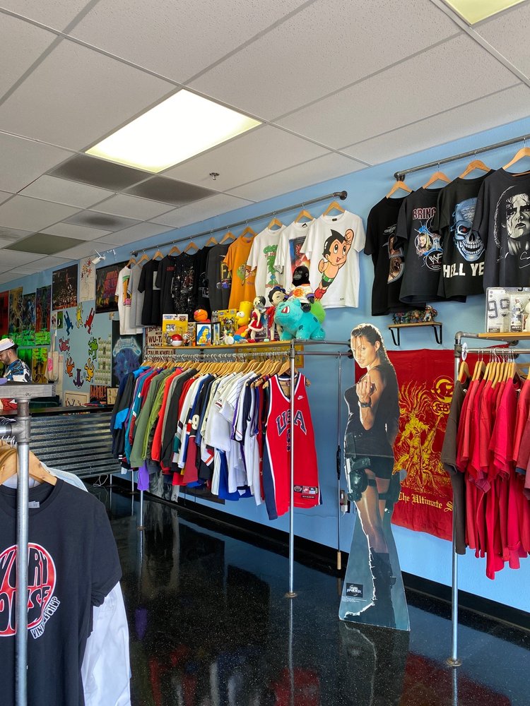 IVORY HOUSE Updated September 2024 650 N Estrella Pkwy, Goodyear, Arizona Used, Vintage