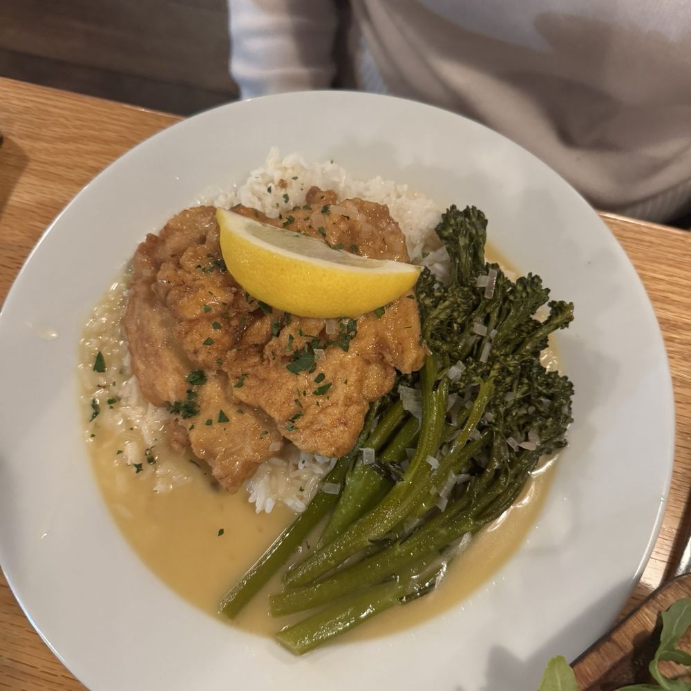 Makmak Eatery - Chicken - Breakfast & Brunch Near Me - Cranston, Rhode Island Makmak Eatery - Chicken - Breakfast & Brunch Near Me - Cranston, Rhode Island