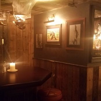 Lundy foots - Cozy, dark pub vibe. - Irish Near Me - Dublin, D