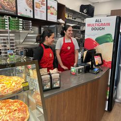 Freshslice Pizza - Interior 1