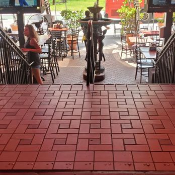 Finnegan's Way - Sports Bars Near Me - Miami Beach, Florida